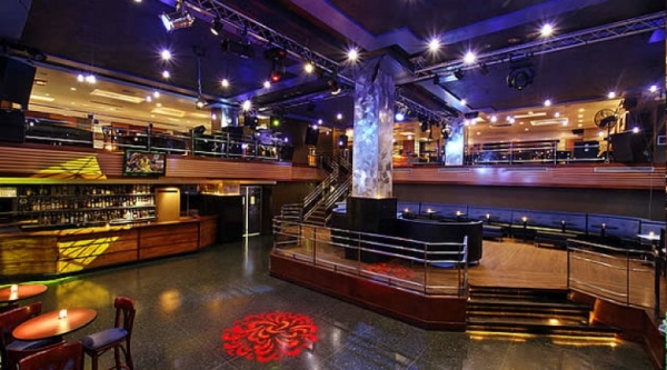 motivo nightclub
